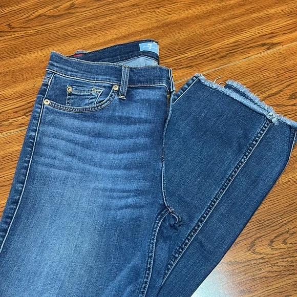 7 For All Mankind ankle Jeans - Picture 5 of 5